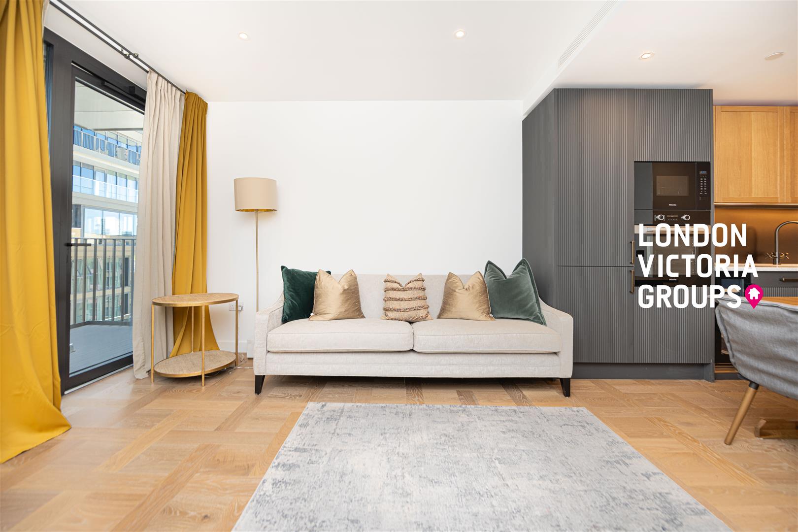 2 Merino Gardens, London